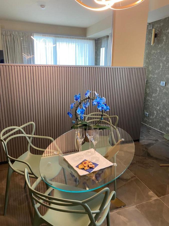 Hotel Arizona Riccione Dış mekan fotoğraf
