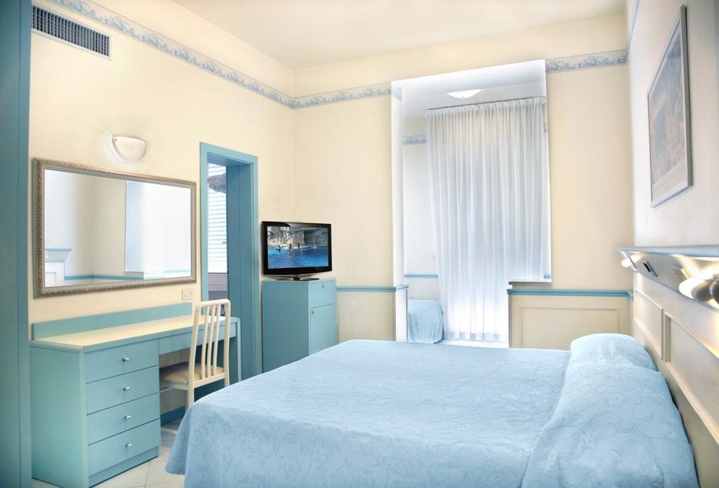Hotel Arizona Riccione Dış mekan fotoğraf