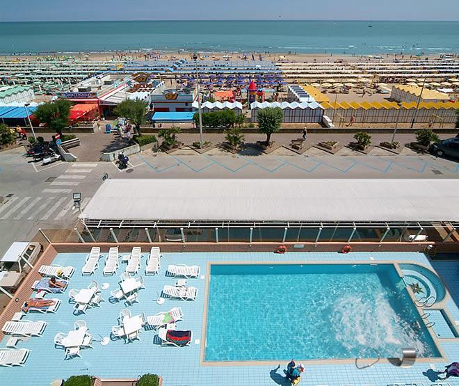 Hotel Arizona Riccione Dış mekan fotoğraf