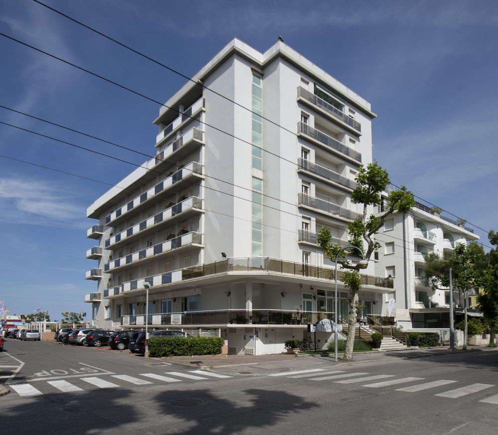 Hotel Arizona Riccione Dış mekan fotoğraf
