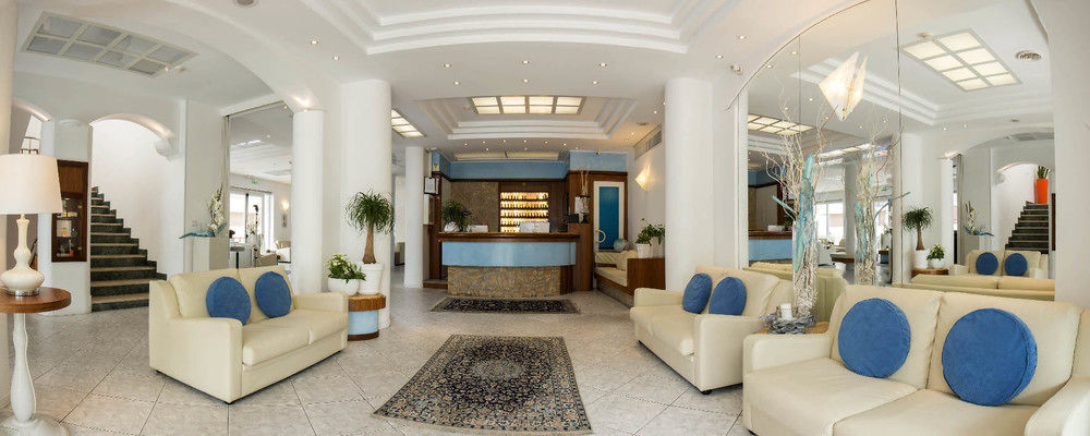 Hotel Arizona Riccione Dış mekan fotoğraf